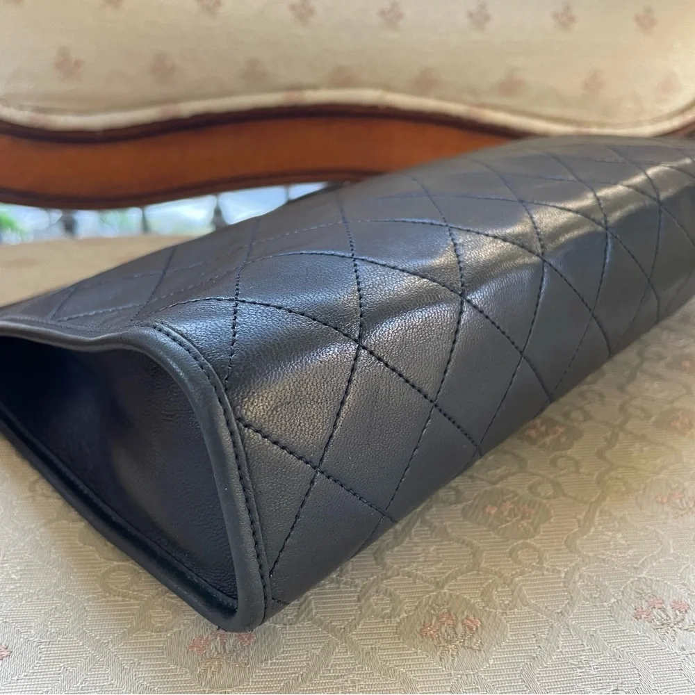 COPY - CHANEL Interlocking Matelasse Clutch Shoulder Bag Purse - Picture 9 of 13